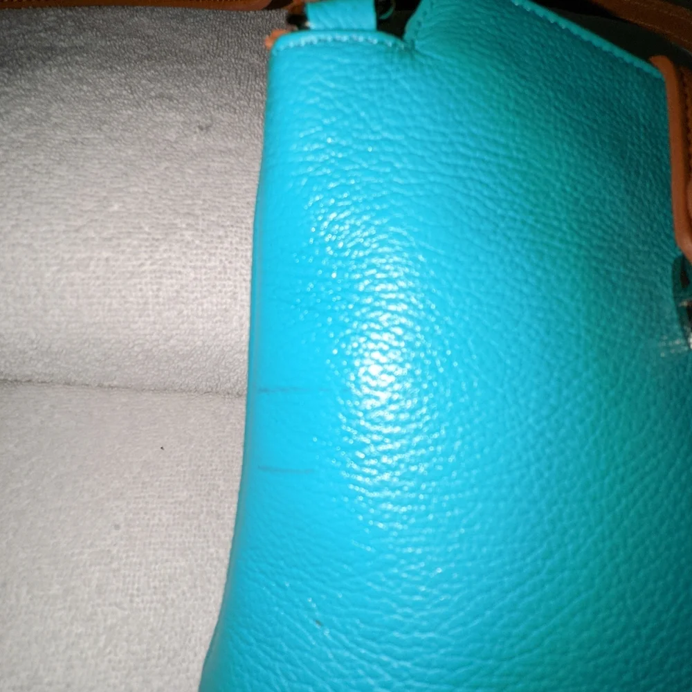 Valentina soft pebbled leather crossbody bag. - Picture 12 of 12